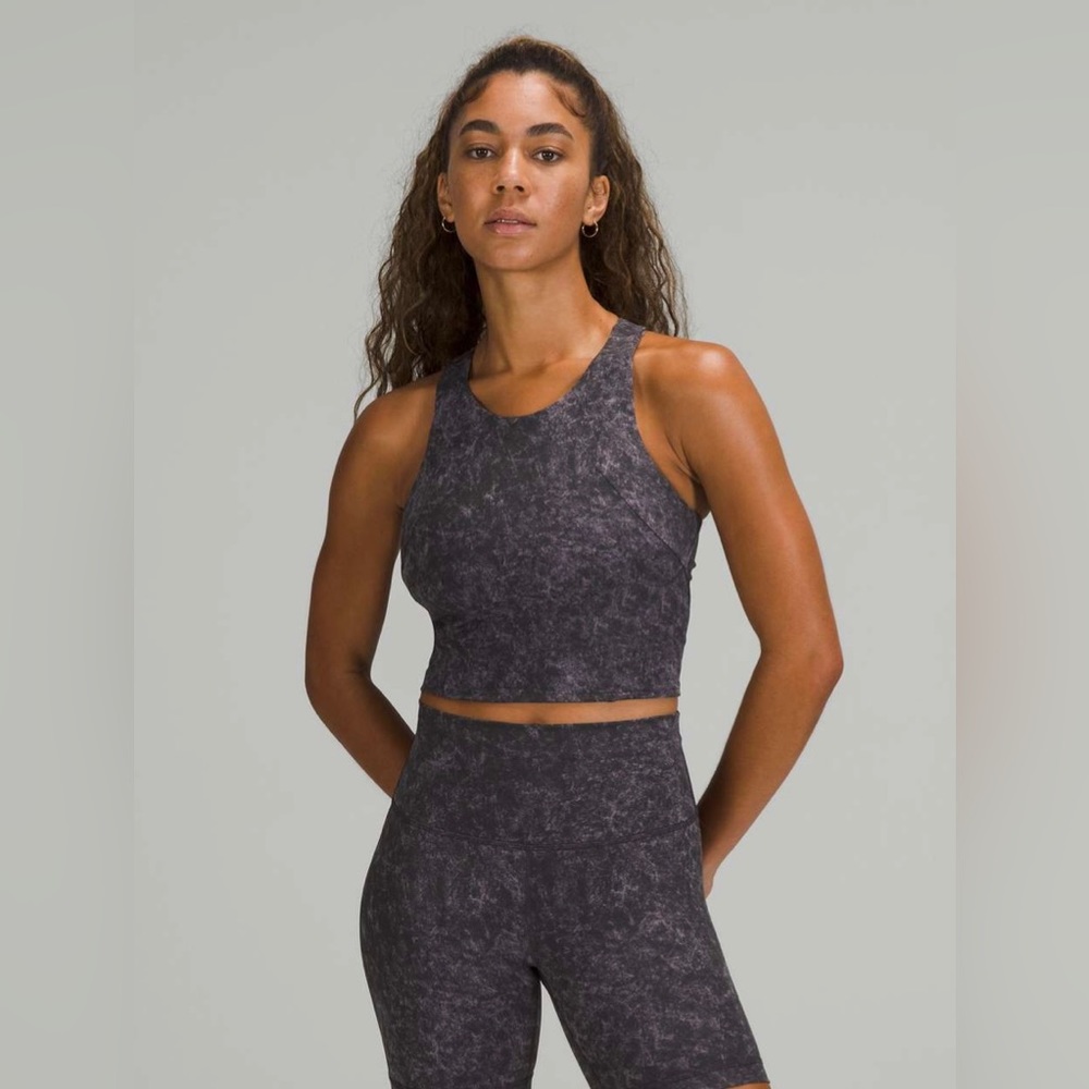 Lululemon Invigorate Training Tank